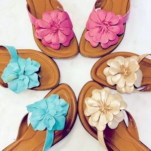 BOC/Born Concept Summer Sandals size 7